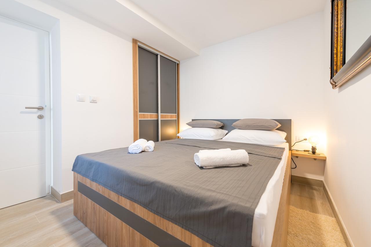 Apartment Hektor ดูบรอฟนิก ภายนอก รูปภาพ