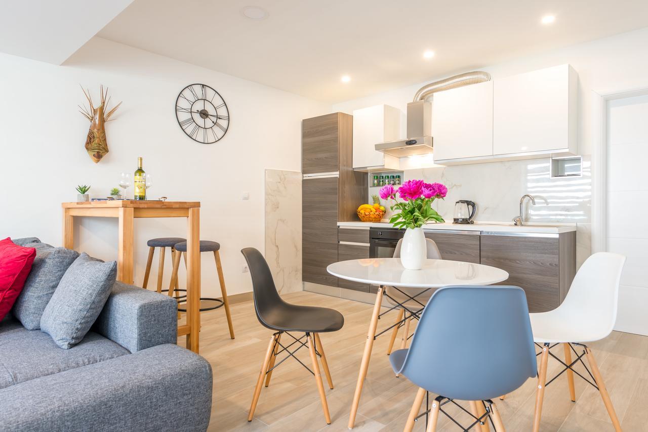 Apartment Hektor ดูบรอฟนิก ภายนอก รูปภาพ